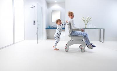 Douche-/toiletstoelen op wielen