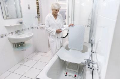 Invacare Aquatec Orca, badlift met hoekverstelbare rug