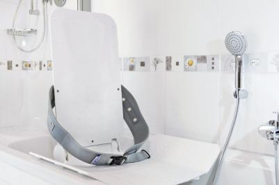 Invacare Aquatec Orca, badlift met optionele veiligheidsgordel