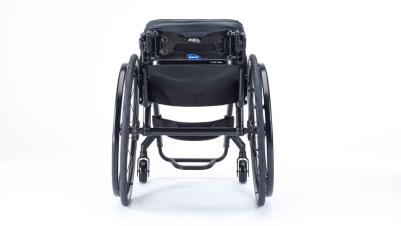 Invacare Matrx MX2 rug op de Küschall KSL